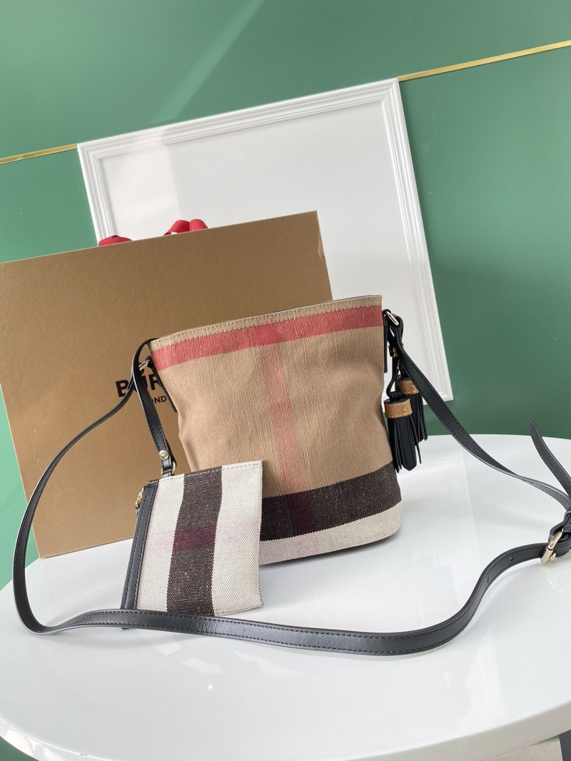 Bv*b*rry hobo bags